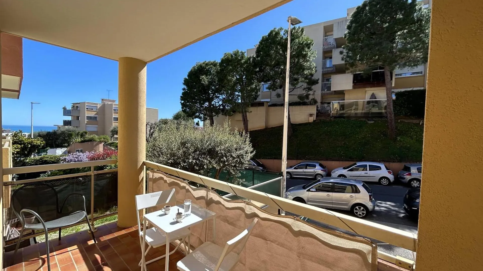 F1 Nice Ouest, Terrasse Vue Mer, Wifi France